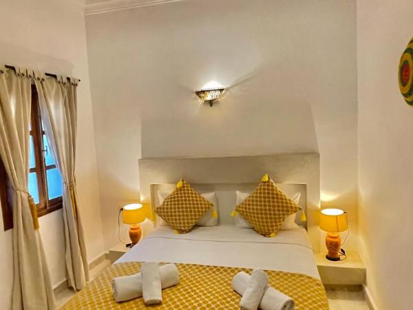 Riad dei colori : photo 3 de la chambre chambre double avec salle de bains privative