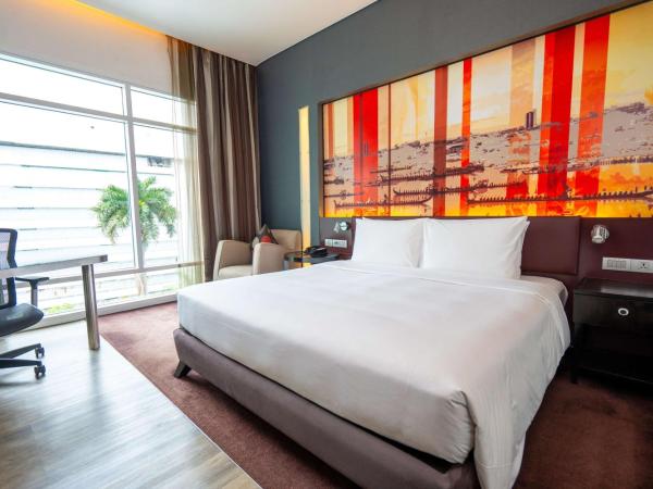 Park Plaza Bangkok Soi 18 : photo 1 de la chambre chambre deluxe - vue sur ville