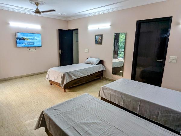 Happy Nest Hostel and PG : photo 3 de la chambre dortoir mixte de 4 lits