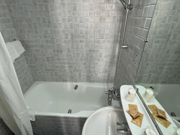 Hôtel Flor Rivoli : photo 4 de la chambre chambre double