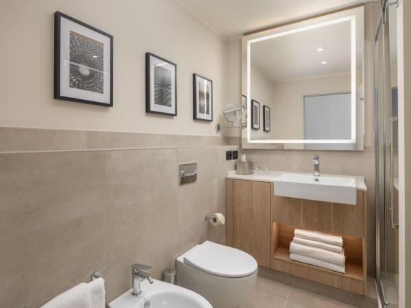 Courtyard by Marriott Milano Linate : photo 10 de la chambre chambre lit king-size standard