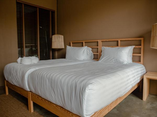 Historykan Kanchanaburi Hotel : photo 4 de la chambre chambre lits jumeaux supérieure