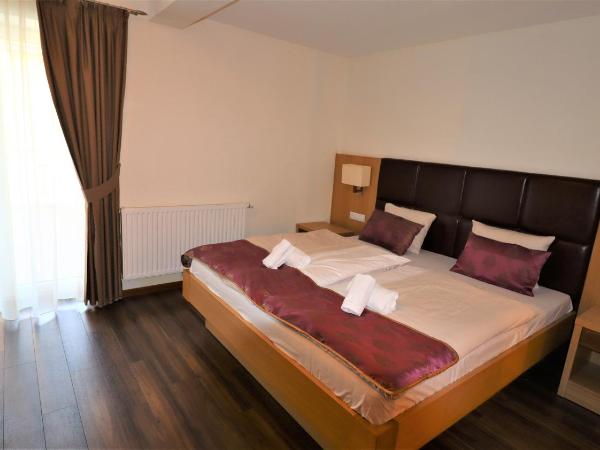 Hotel Flair : photo 6 de la chambre chambre double supérieure avec terrasse