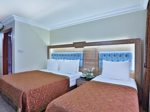 Budo Hotel : photo 1 de la chambre chambre familiale