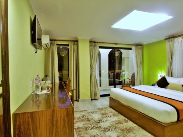 Hotel Raniban Arcade : photo 5 de la chambre chambre double supérieure