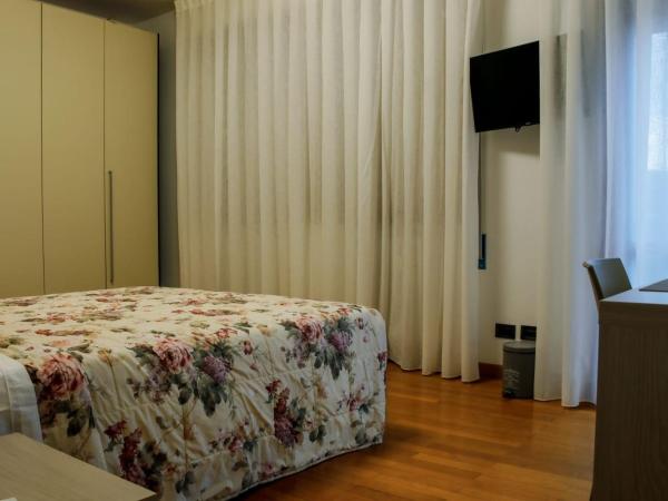 Venice Friends Apartment : photo 1 de la chambre four-bedroom luxury apartment