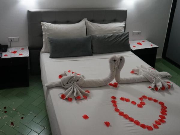 Hotel Nouzha : photo 4 de la chambre chambre deluxe double ou lits jumeaux