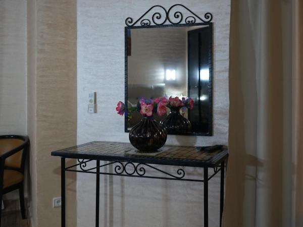 Hotel Nouzha : photo 6 de la chambre suite