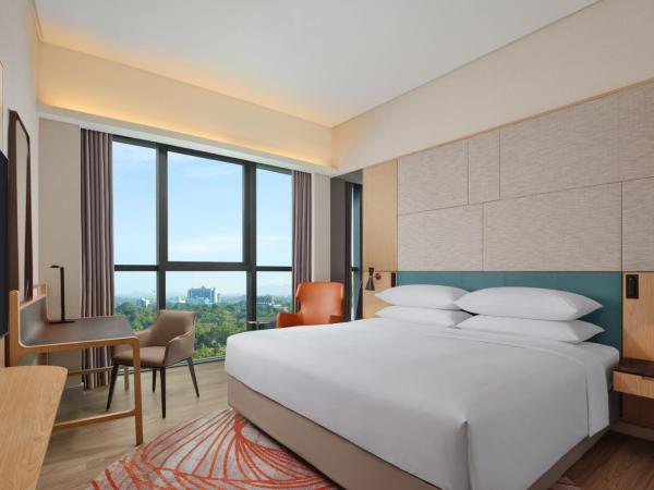 Sheraton Kuching Hotel : photo 6 de la chambre suite junior lit king-size