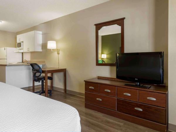 Extended Stay America Select Suites - Houston - Willowbrook - HWY 249 : photo 3 de la chambre studio lit king-size - non-fumeurs