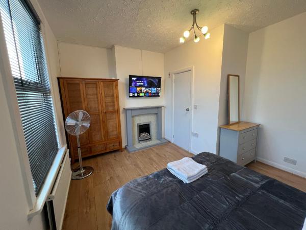 Private Rooms in Victorian House, Forest Hill, London : photo 3 de la chambre chambre double avec salle de bains privative