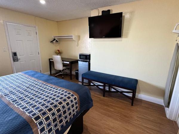 Walden Motel : photo 6 de la chambre chambre lit king-size - non-fumeurs