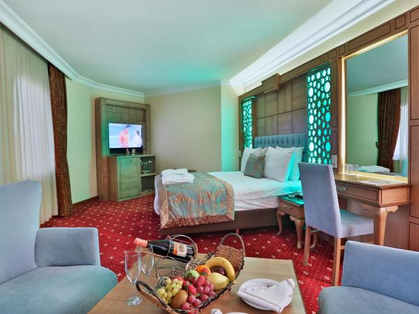 Budo Hotel : photo 2 de la chambre suite d'angle