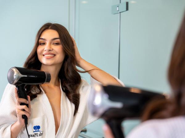 Park Plaza Bangkok Soi 18 : photo 9 de la chambre suite junior