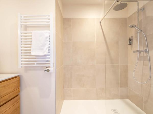 Kaliko : photo 5 de la chambre chambre lits jumeaux avec douche 