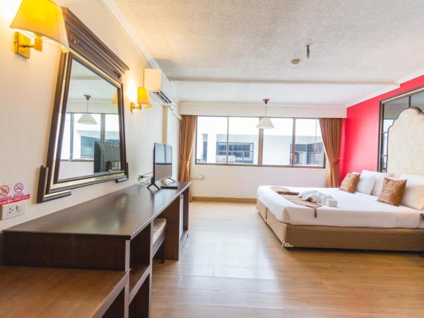 BP Chiangmai City Hotel : photo 9 de la chambre chambre double supérieure