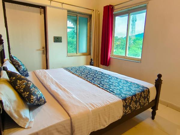 Hotel Mountain Palace With Swimming Pool : photo 2 de la chambre chambre double deluxe