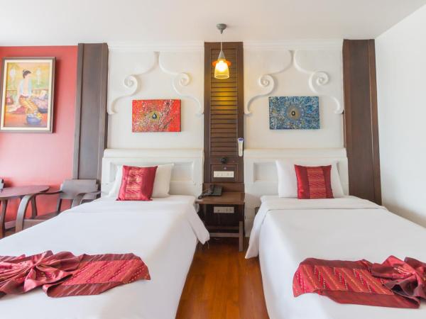 BP Chiangmai City Hotel : photo 3 de la chambre chambre lits jumeaux avec balcon