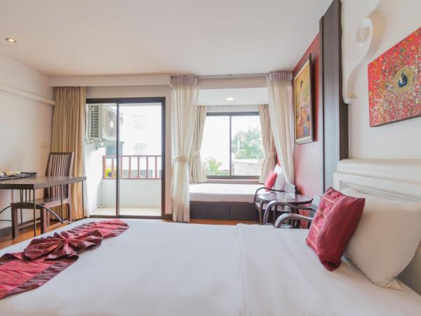 BP Chiangmai City Hotel : photo 10 de la chambre chambre lits jumeaux avec balcon