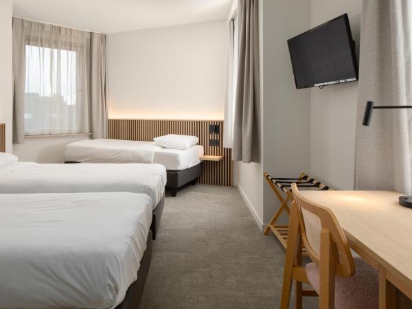 Hotel Chamade : photo 2 de la chambre chambre triple confort