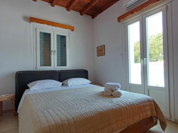 Manos Rooms : photo 5 de la chambre quadruple room with sea view