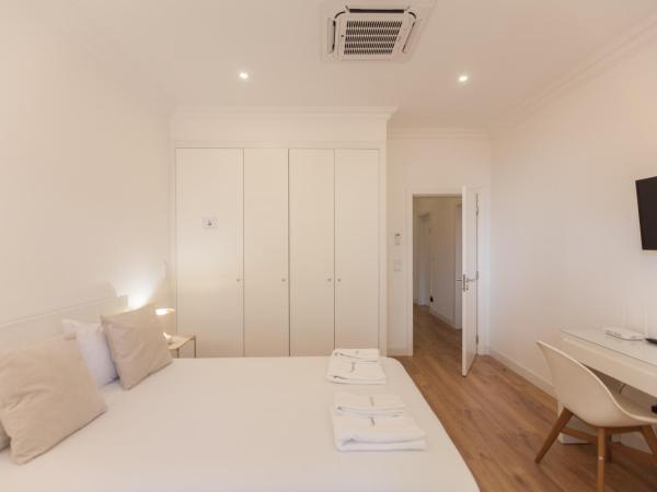 FLH Alcântara Guest House : photo 2 de la chambre grande chambre double 