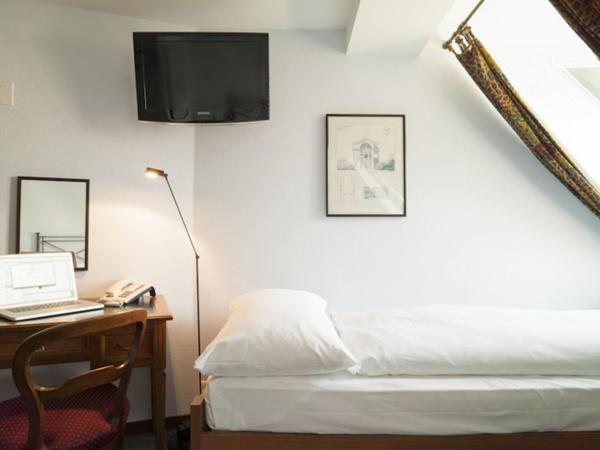 Hotel Montana Zürich : photo 4 de la chambre chambre familiale (3 adultes)