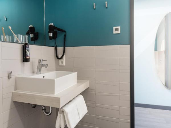 Holiday Inn - the niu, Seven Dusseldorf Ost, an IHG Hotel : photo 7 de la chambre chambre lit queen-size premium