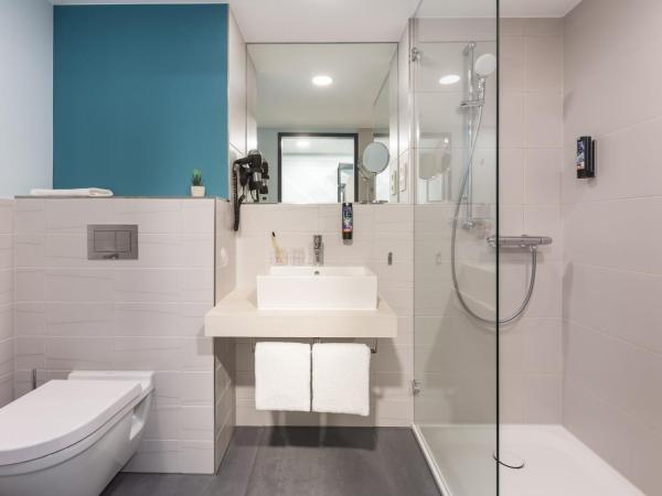 Holiday Inn - the niu, Seven Dusseldorf Ost, an IHG Hotel : photo 6 de la chambre chambre standard