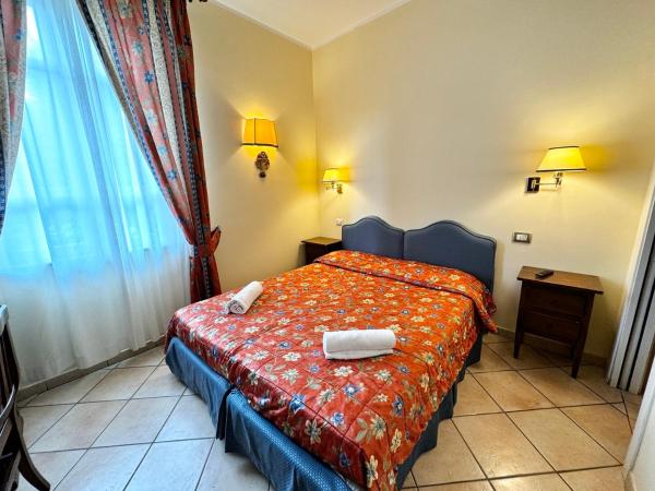 Villa Le Camelie Siena : photo 4 de la chambre chambre double