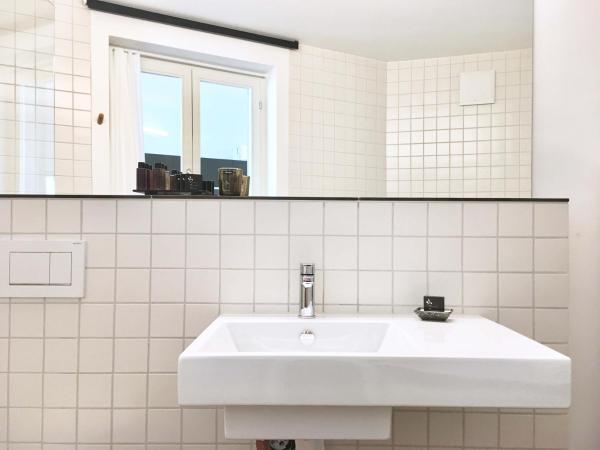 Viadukt Homestay : photo 6 de la chambre chambre triple basique avec salle de bains commune