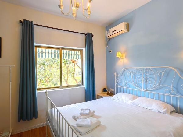 Cloud Tree Inn Yun Shu Li ,Xichong, Shenzhen : photo 1 de la chambre chambre double - vue sur jardin