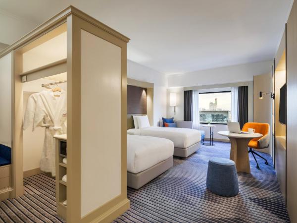 Crowne Plaza Bangkok Parc Lumpini : photo 8 de la chambre chambre lits jumeaux premium