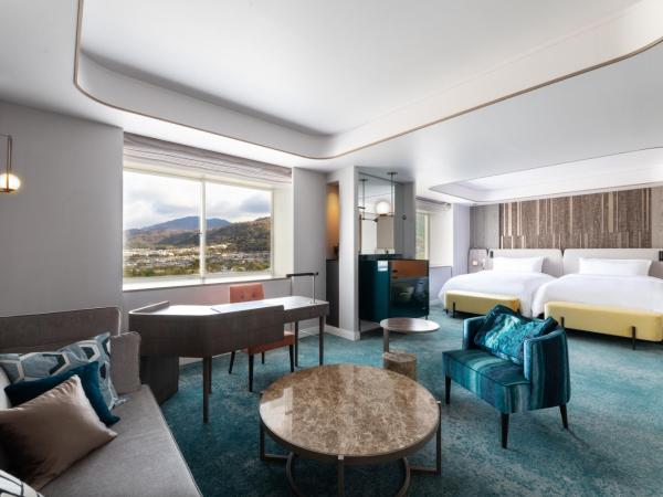The Westin Miyako Kyoto : photo 2 de la chambre junior suite with two double beds and heian-kyo view - club lounge access