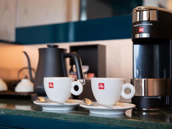 The Westin Miyako Kyoto : photo 10 de la chambre suite lit king-size junior - accès au salon club