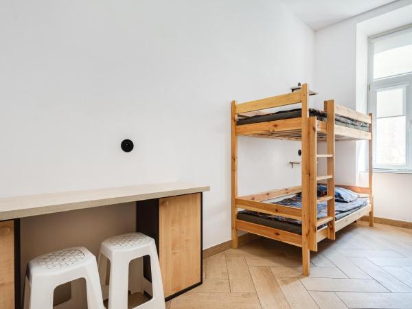 Najtańsze noclegi Piłsudskiego 93 : photo 1 de la chambre chambre double ou lits jumeaux Économique