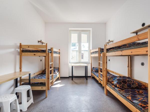 Najtańsze noclegi Piłsudskiego 93 : photo 1 de la chambre dortoir mixte de 6 lits