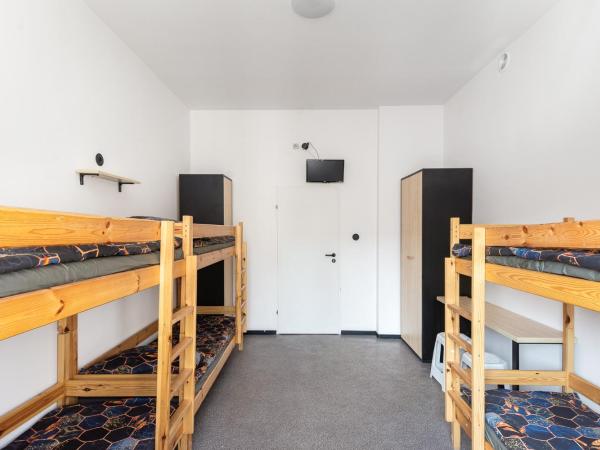 Najtańsze noclegi Piłsudskiego 93 : photo 2 de la chambre dortoir mixte de 6 lits