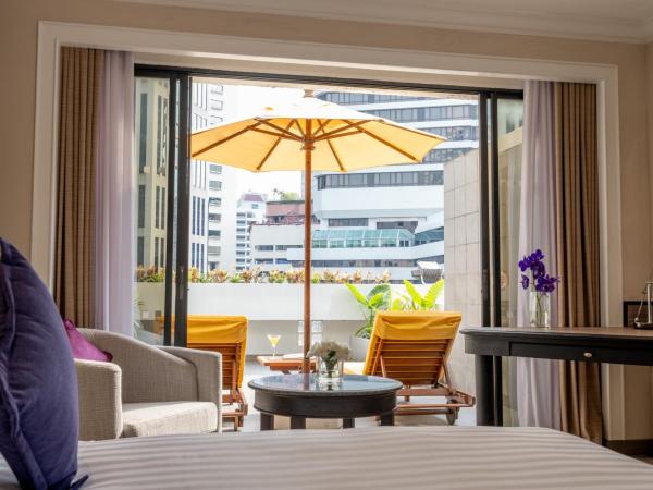 Boulevard Hotel Bangkok Sukhumvit : photo 2 de la chambre chambre lits jumeaux avec terrasse - vue sur ville