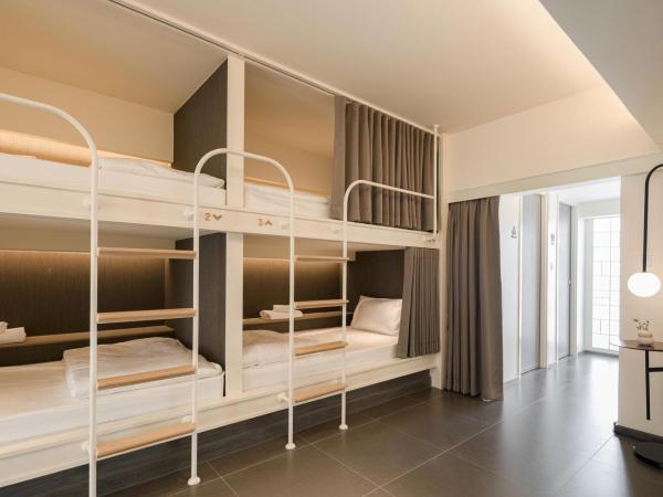 YANH Ratchawat Hotel : photo 5 de la chambre chambre quadruple standard