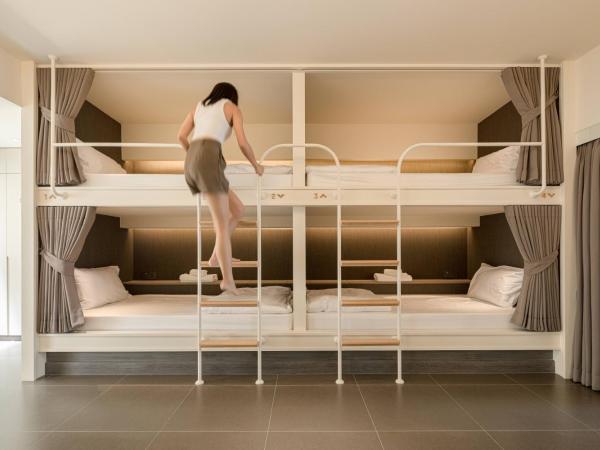 YANH Ratchawat Hotel : photo 6 de la chambre chambre quadruple standard