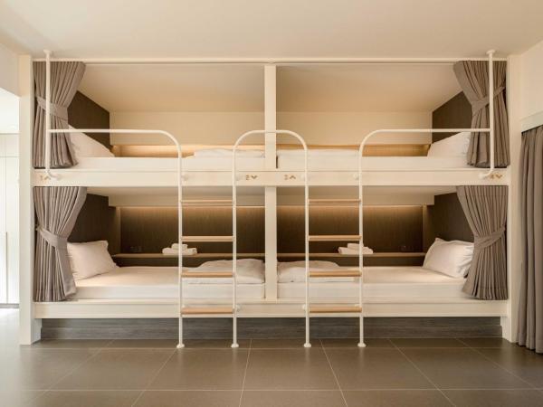 YANH Ratchawat Hotel : photo 4 de la chambre chambre quadruple standard