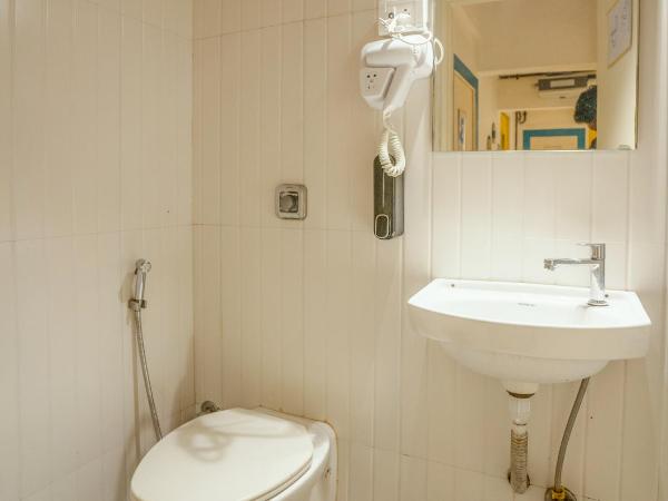 Locomo Express - Stay Work Eat : photo 3 de la chambre lit dans dortoir mixte de 6 lits