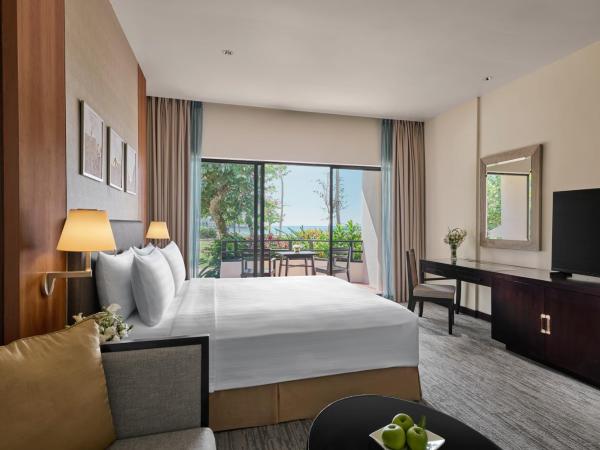 Shangri-La Tanjung Aru, Kota Kinabalu : photo 1 de la chambre kinabalu sea view terrace king