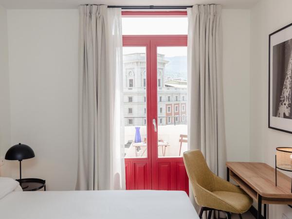 LATROUPE La Granja : photo 1 de la chambre chambre lits jumeaux avec terrasse