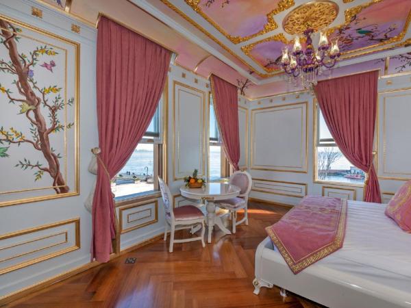 Seven Hills Palace & Spa : photo 7 de la chambre suite dans demeure de caractère - accès gratuit au spa commun (usage autonome)