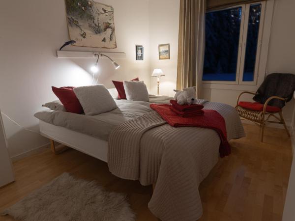 Aaria Bed and Breakfast : photo 5 de la chambre chambre lits jumeaux avec salle de bains commune