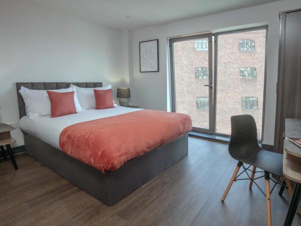 Dockside Aparthotel, Best Western Signature Collection : photo 6 de la chambre two-bedroom apartment with two double beds and sofa bed - walk-in shower/non-smoking