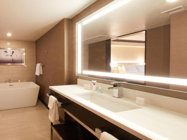 Harrah's Las Vegas Hotel & Casino : photo 3 de la chambre suite exécutive montagne avec lit king-size - non-fumeurs