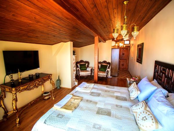 Lemon Villa Hotel - Adult Only : photo 9 de la chambre suite lit king-size - vue sur mer